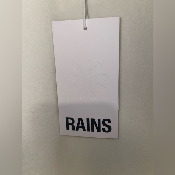 RAINS UNISEX CREWNECK FLEECE SWEATSHIRT - Picture 3 of 7